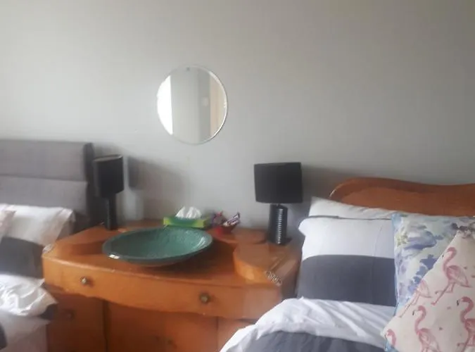 Carriglea לינה וארוחת בוקר